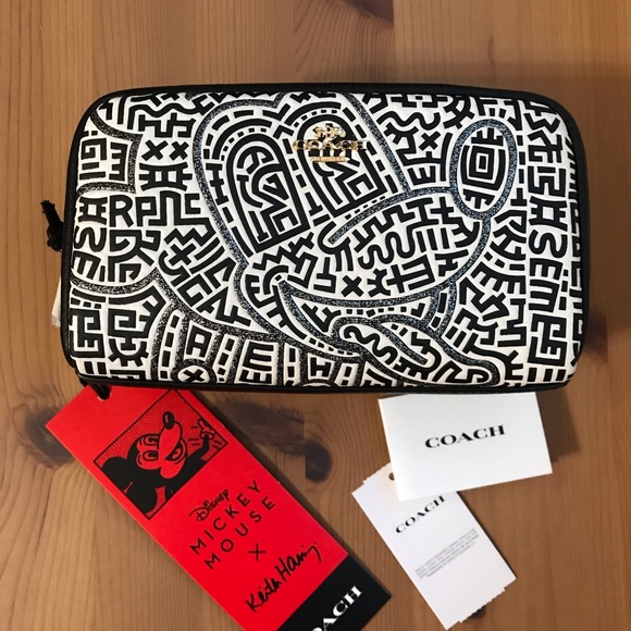 🐭❤️ Coach Disney Mickey Mouse X Keith Haring Small Boxy Cosmetic Case - Picture 2 of 12